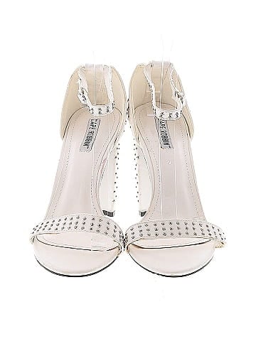 Cape Robbin Heels (view 2)