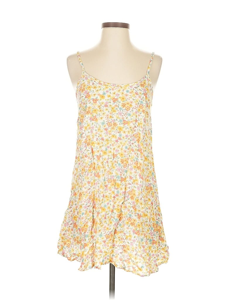Click to view more detailed imagery on our partner's website Pre-owned Wild Fable Casual Dress In Yellow