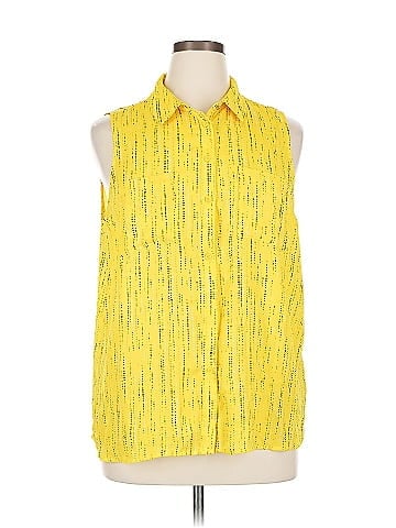 Apt. 9 Sleeveless Blouse (view 1)