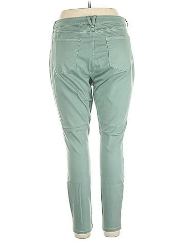 Vineyard Vines Casual Pants (view 2)
