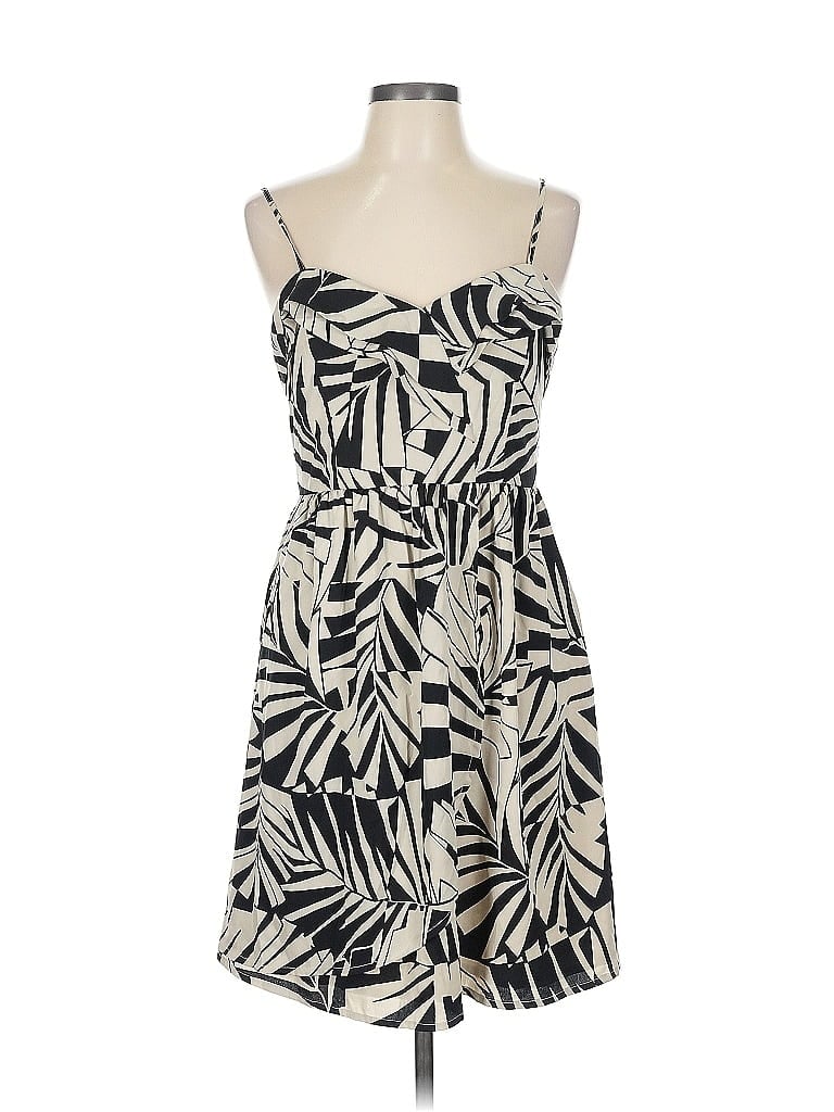 Pre-owned Billabong Casual Dress In White