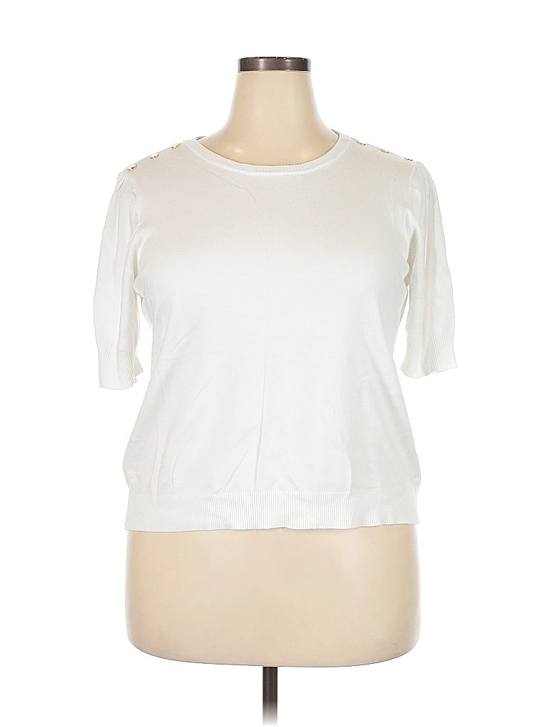 Click to view more detailed imagery on our partner's website Pre-owned Belldini Short Sleeve Top Ivory Crew Neck Tops In White