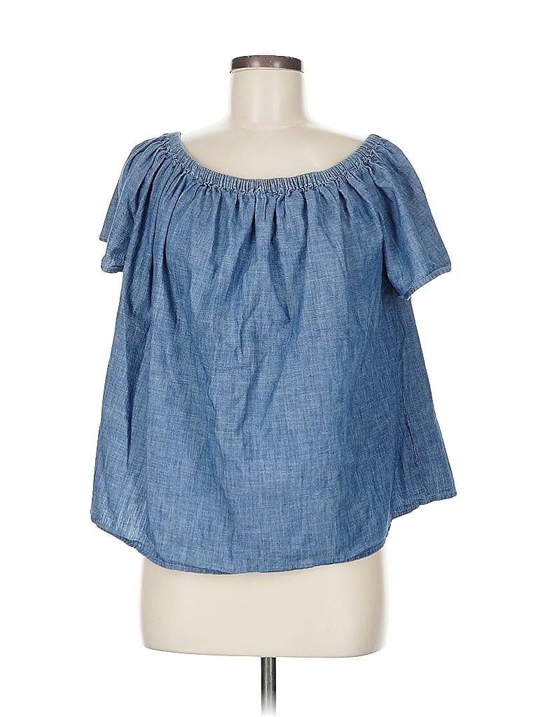Click to view more detailed imagery on our partner's website Pre-owned Gap Outlet Short Sleeve Blouse In Blue