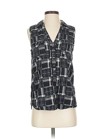 Rock & Republic Sleeveless Button-Down Shirt (view 1)