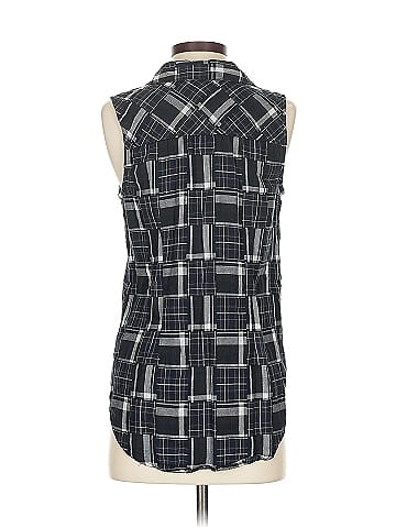 Rock & Republic Sleeveless Button-Down Shirt (view 2)