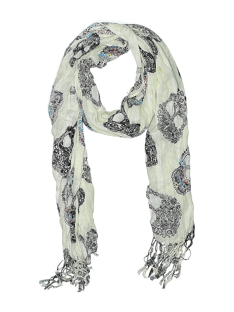 Click to view more detailed imagery on our partner's website Pre-owned Unbranded Scarf In White