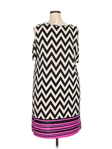 Tacera Casual Dress (view 2)