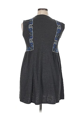Thyme and Honey Casual Dress (view 2)