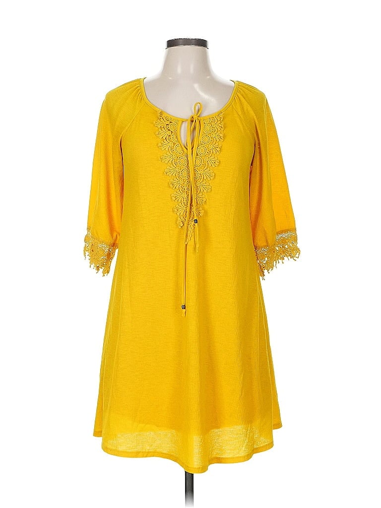Pre-owned Naif Casual Dress In Yellow