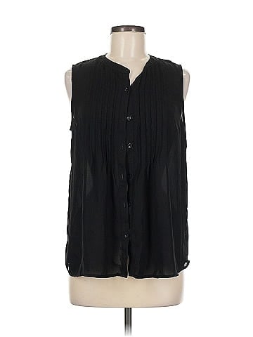 Forever 21 Sleeveless Button-Down Shirt (view 1)