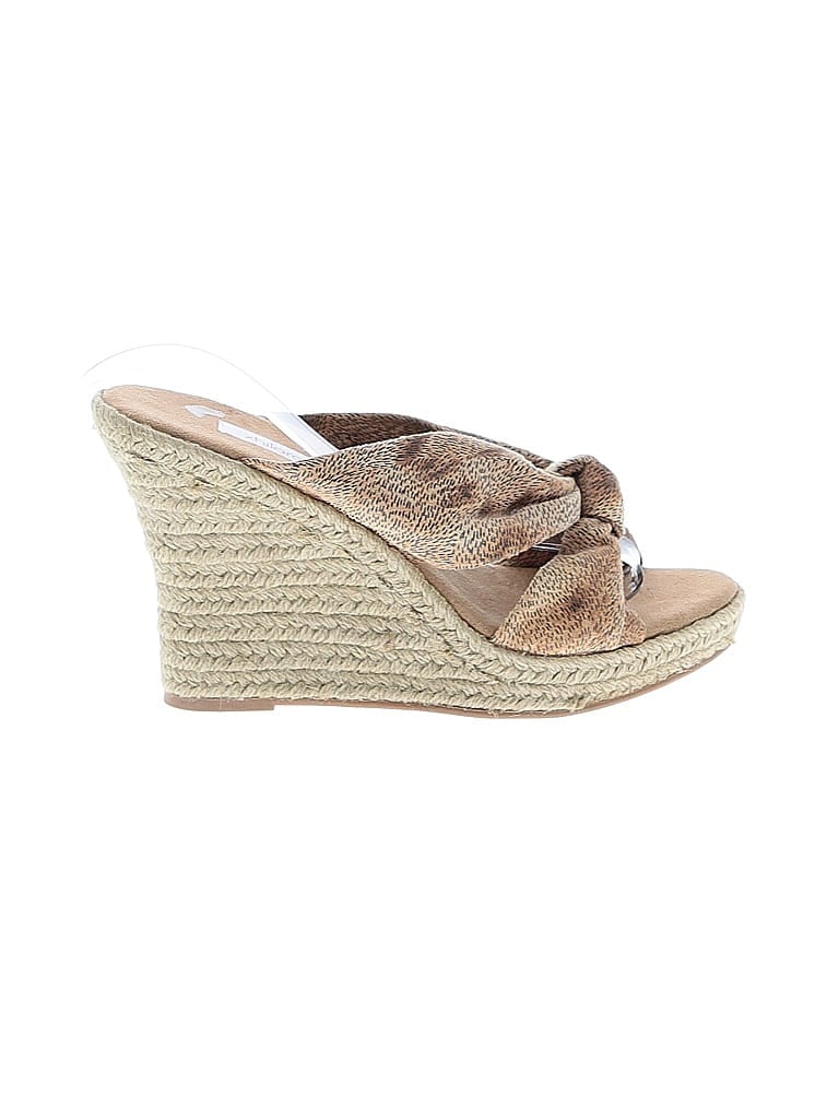 Pre-owned Xhilaration Wedges In Brown