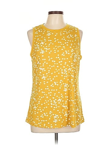 Dokotoo Sleeveless T-Shirt (view 1)