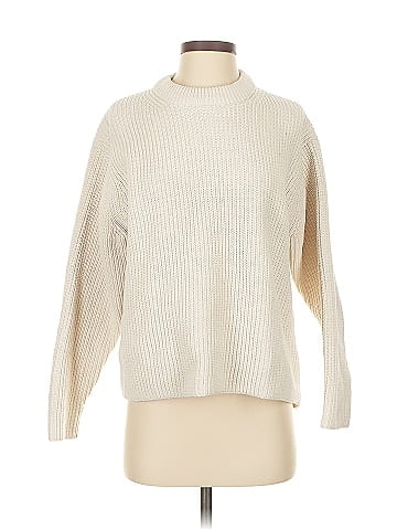 Uniqlo Turtleneck Sweater (view 1)