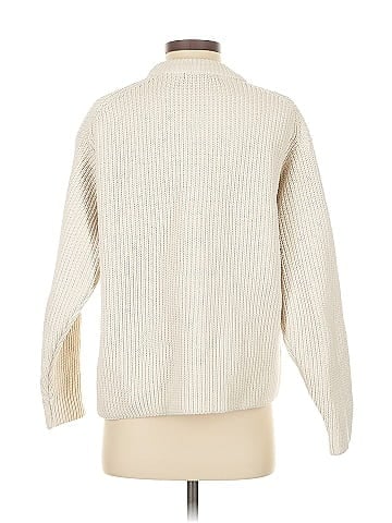Uniqlo Turtleneck Sweater (view 2)