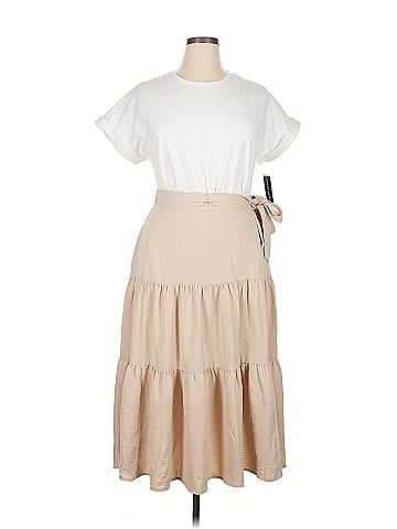 Donna Morgan Casual Dress (view 1)