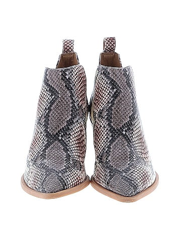 Dolce Vita Ankle Boots (view 2)