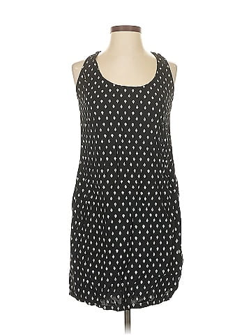 Old Navy Casual Dress (view 1)