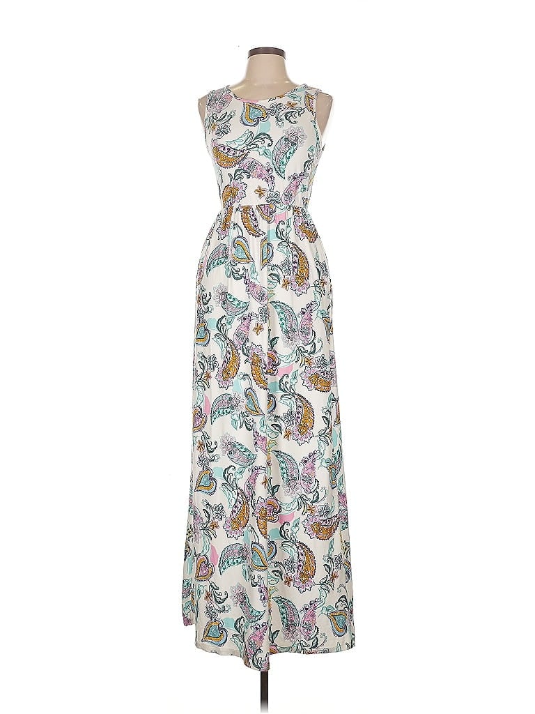 Click to view more detailed imagery on our partner's website Pre-owned Celeste Casual Dress In White