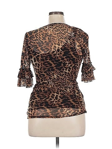 Karen Kane 3/4 Sleeve Top (view 2)