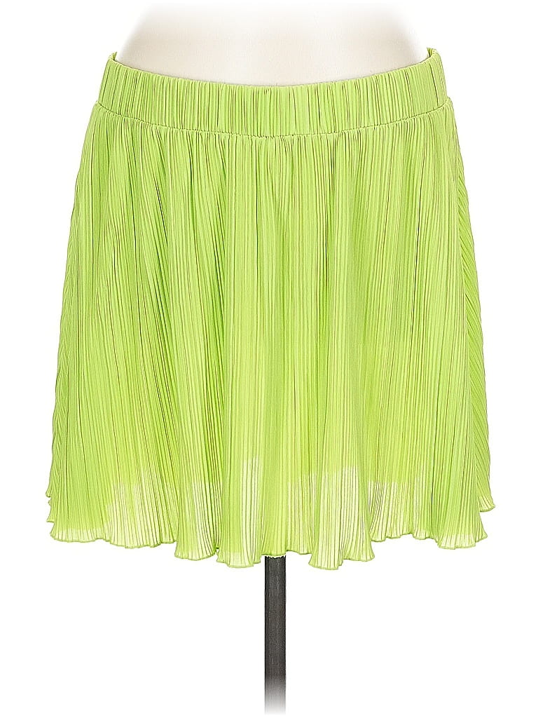 Pre-owned Future Collective Casual Skirt In Green