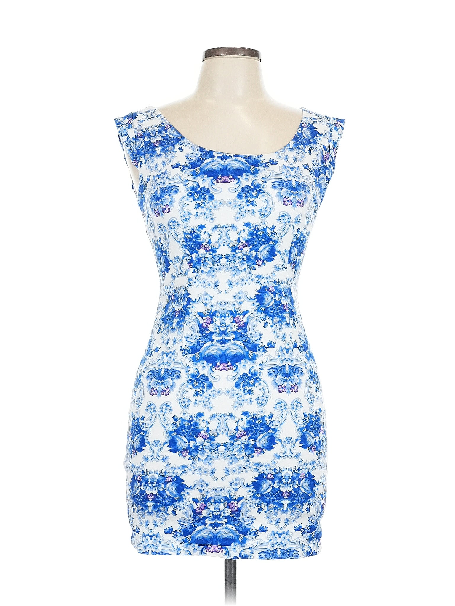 Valleygirl Women's Clothing On Sale Up To 90% Off Retail ThredUp