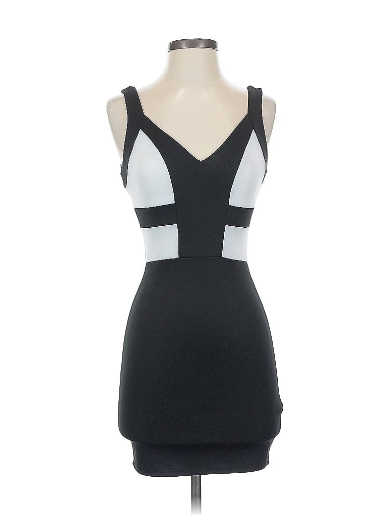 GUESS Pre-owned Cocktail Dress In Black