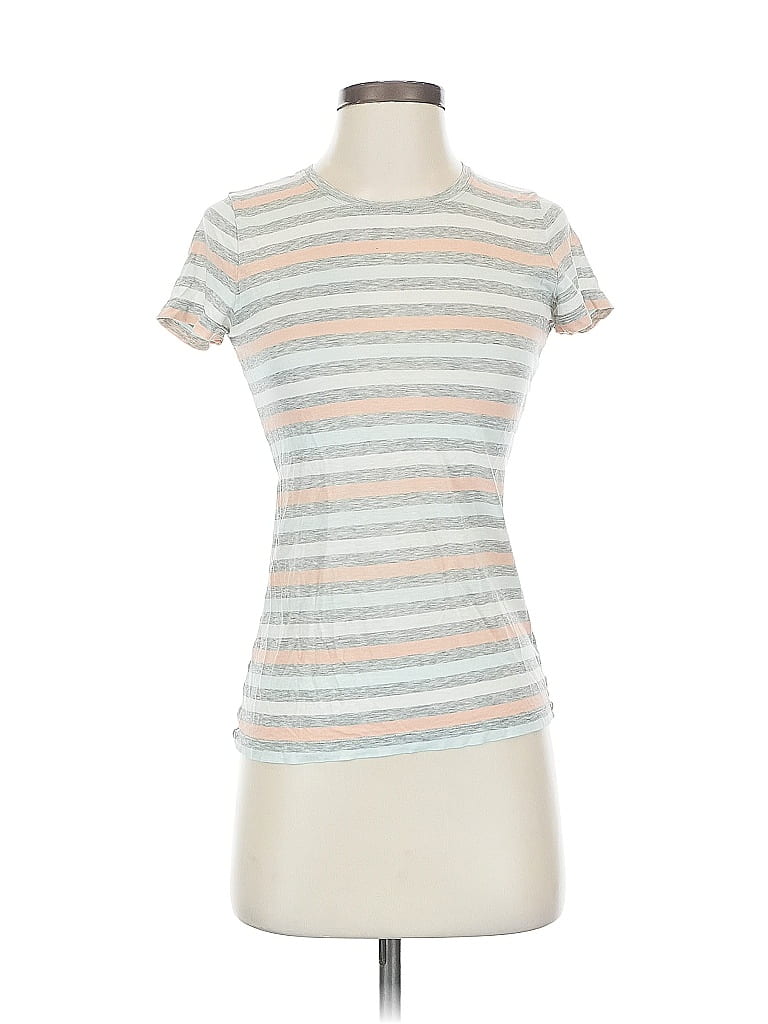 Click to view more detailed imagery on our partner's website Pre-owned Club Monaco Short Sleeve T-shirt In Silver