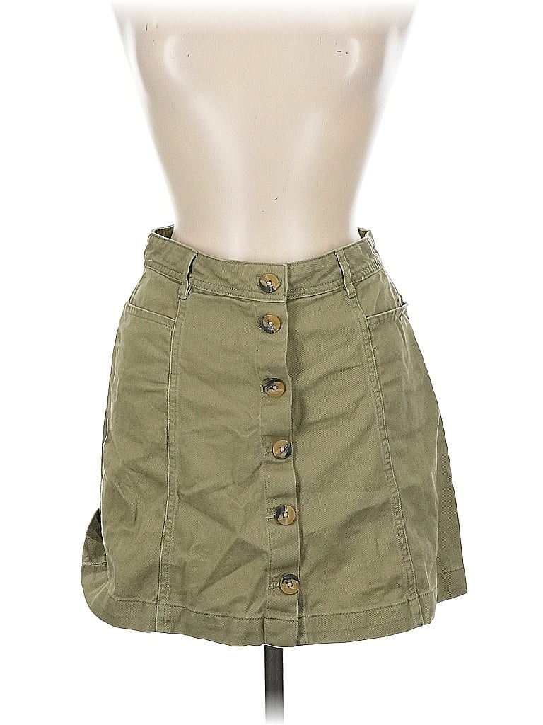 Pre-owned Divided By H&m Casual Skirt In Green
