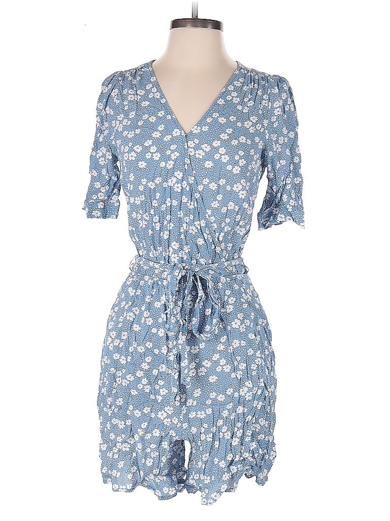 Click to view more detailed imagery on our partner's website Pre-owned Gap Romper In Blue