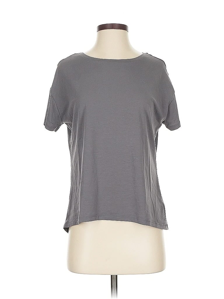 Pre-owned Athleta Short Sleeve T-shirt In Gray