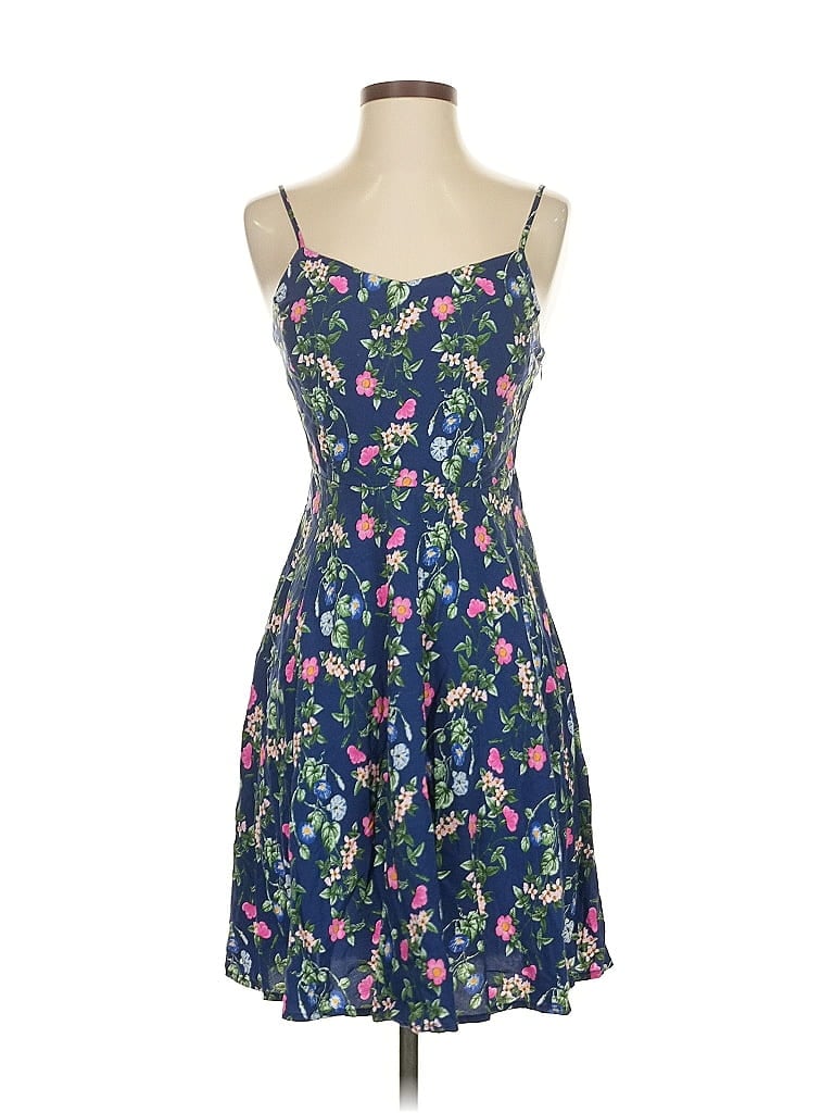 Pre-owned Old Navy Casual Dress In Blue