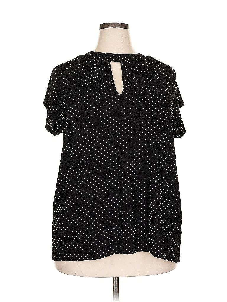 Pre-owned Halogen Short Sleeve T-shirt In Black