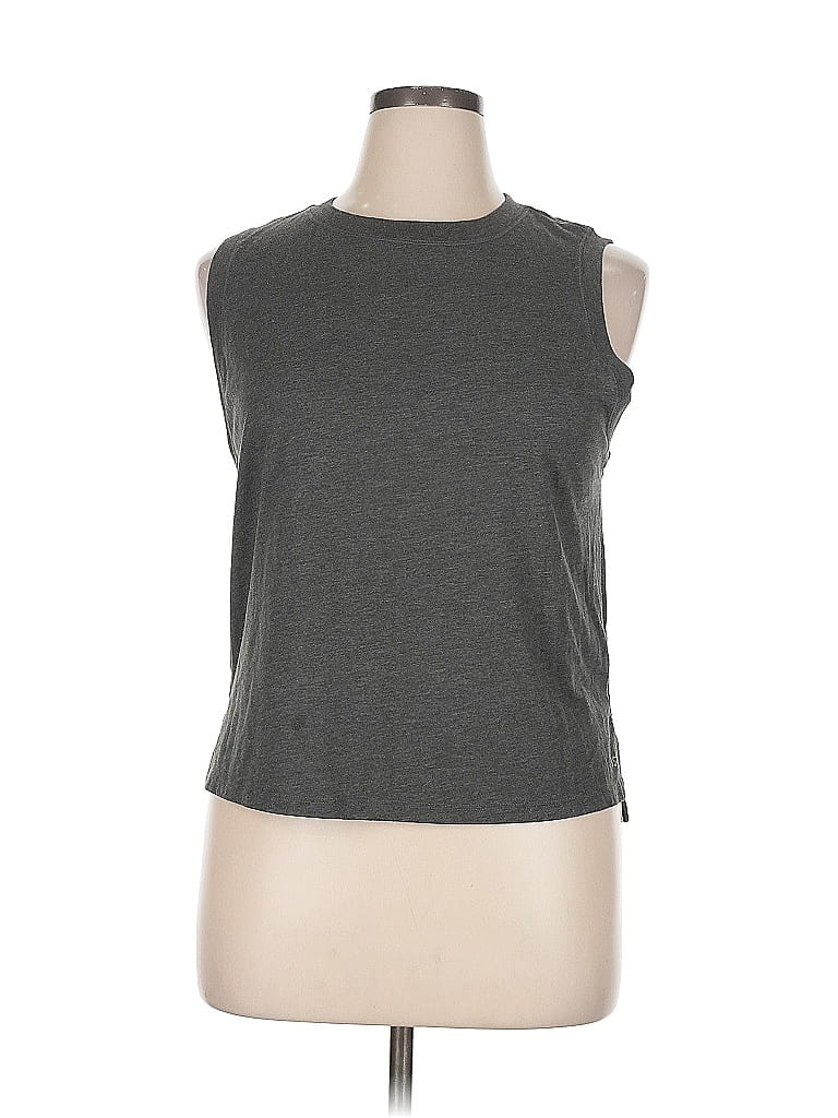Pre-owned Dsg Sleeveless T-shirt In Gray