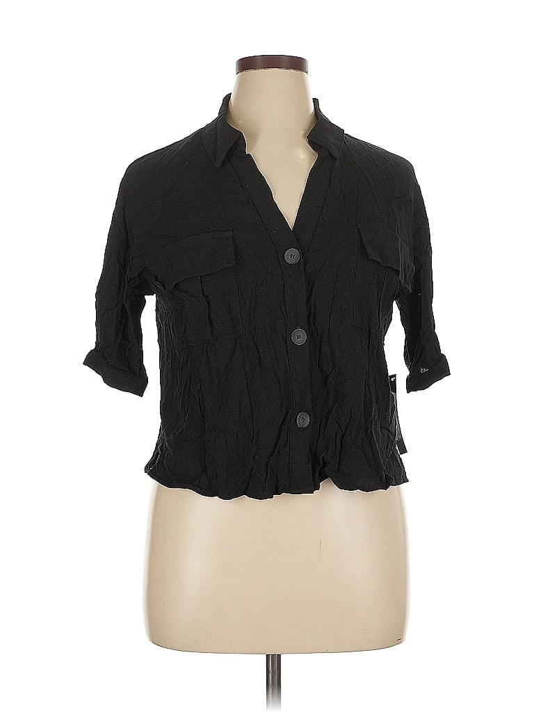 Pre-owned Moa Moa 3/4 Sleeve Button Down Shirt In Black