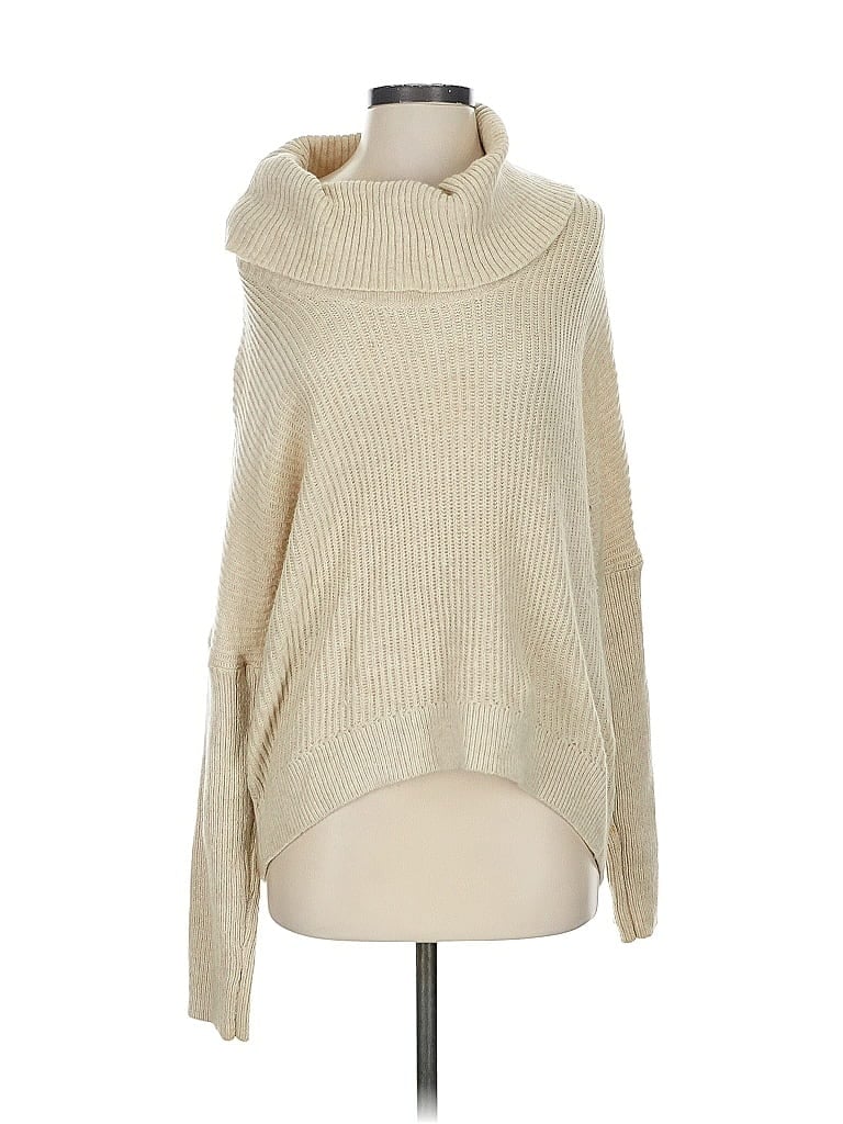 Click to view more detailed imagery on our partner's website Pre-owned Lucky Brand Turtleneck Sweater In White
