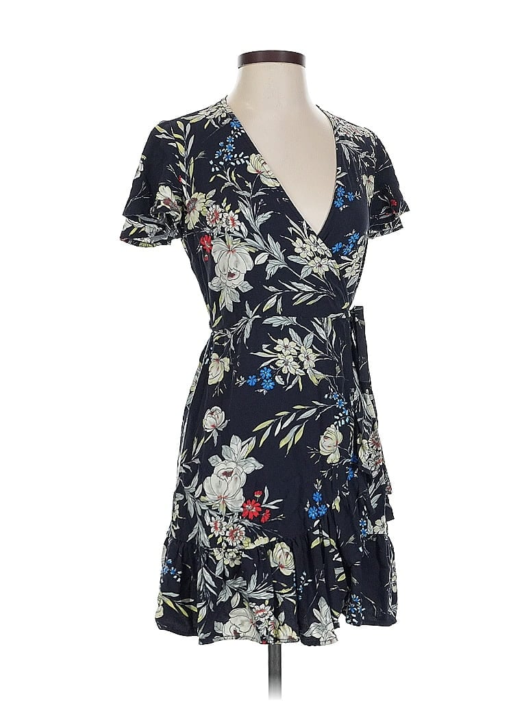 Pre-owned Lovestitch Casual Dress In Blue