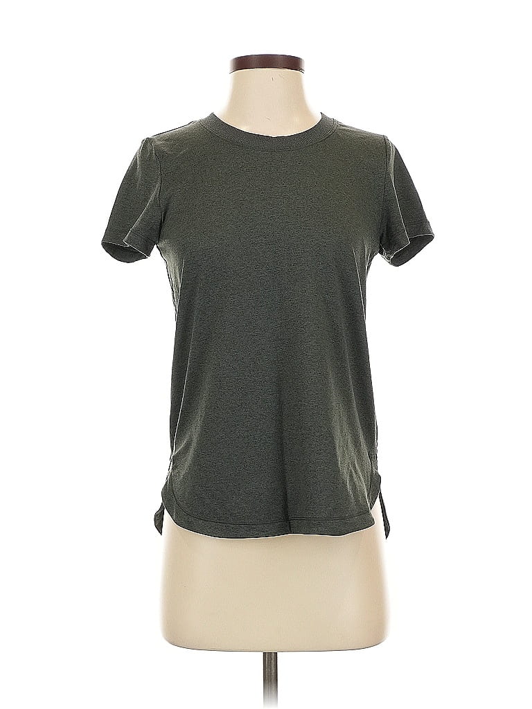 Pre-owned Athleta Short Sleeve T-shirt In Gray