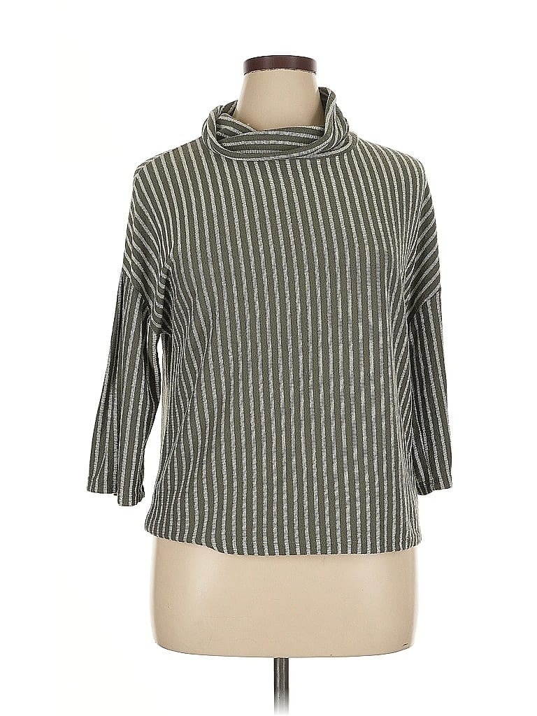 Click to view more detailed imagery on our partner's website Pre-owned W5 Turtleneck Sweater In Green