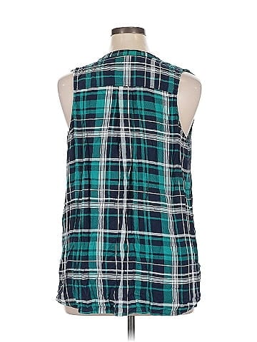 Fun2Fun Sleeveless Button-Down Shirt (view 2)