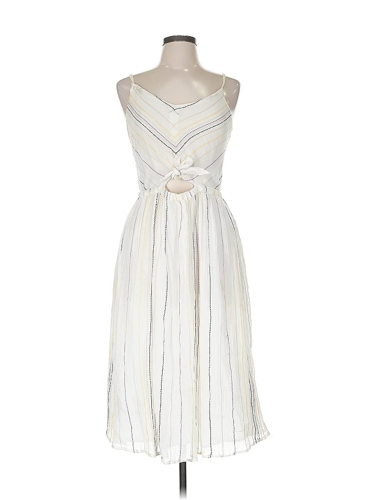 Click to view more detailed imagery on our partner's website Pre-owned Michael Stars Casual Dress In White