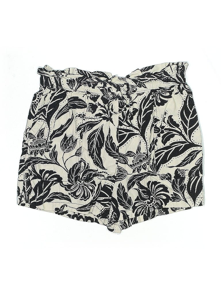 WHO WHAT WEAR Pre-owned Shorts In White