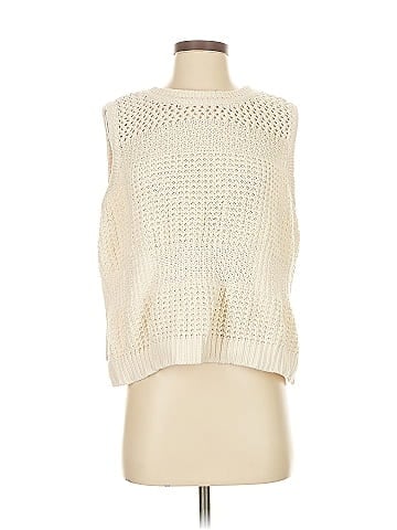 Universal Thread Sleeveless Blouse (view 1)