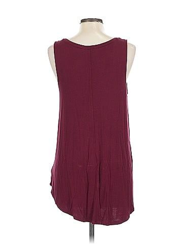 Old Navy Outlet Sleeveless T-Shirt (view 2)
