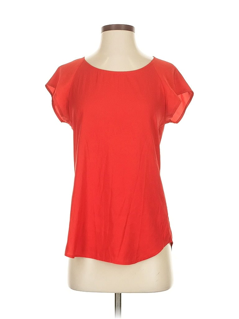 EXPRESS Pre-owned Short Sleeve Top Red Scoop Neck Tops