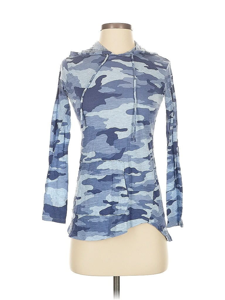 Pre-owned Vince Camuto Pullover Hoodie In Blue