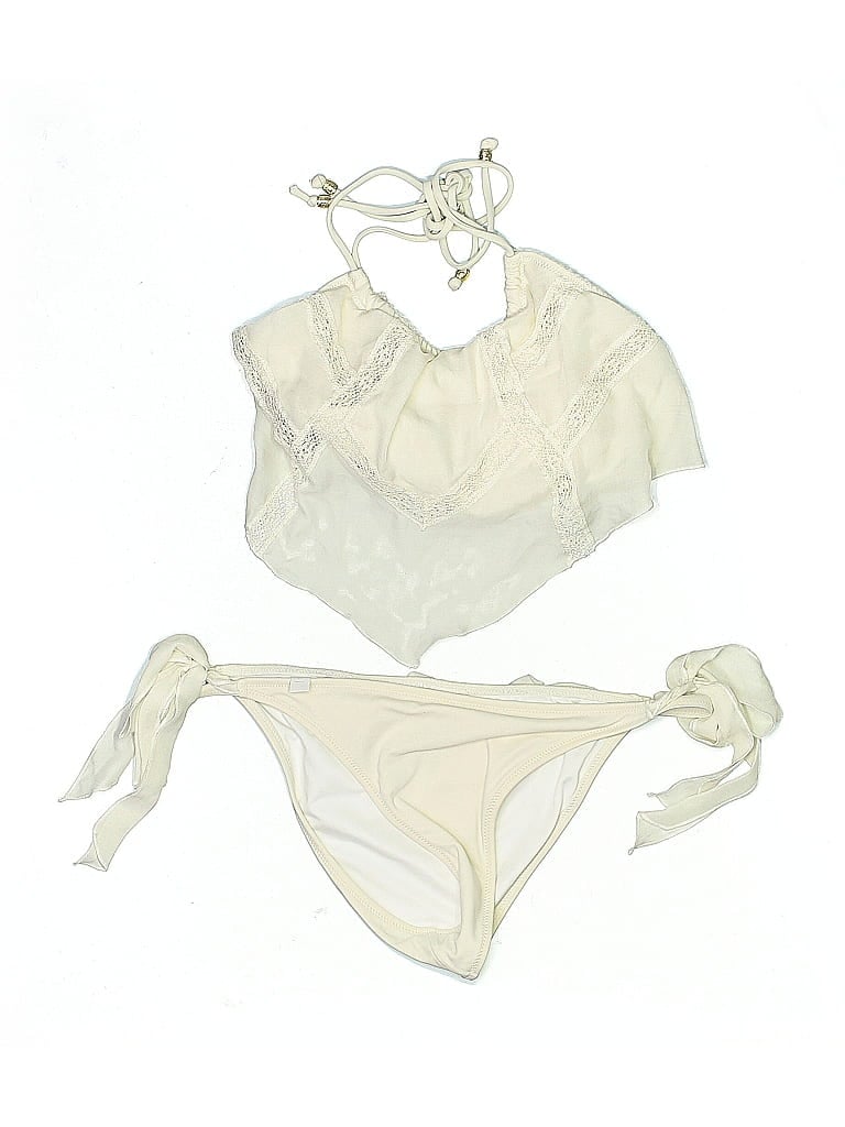 Click to view more detailed imagery on our partner's website Pre-owned Victoria's Secret Two Piece Swimsuit In White