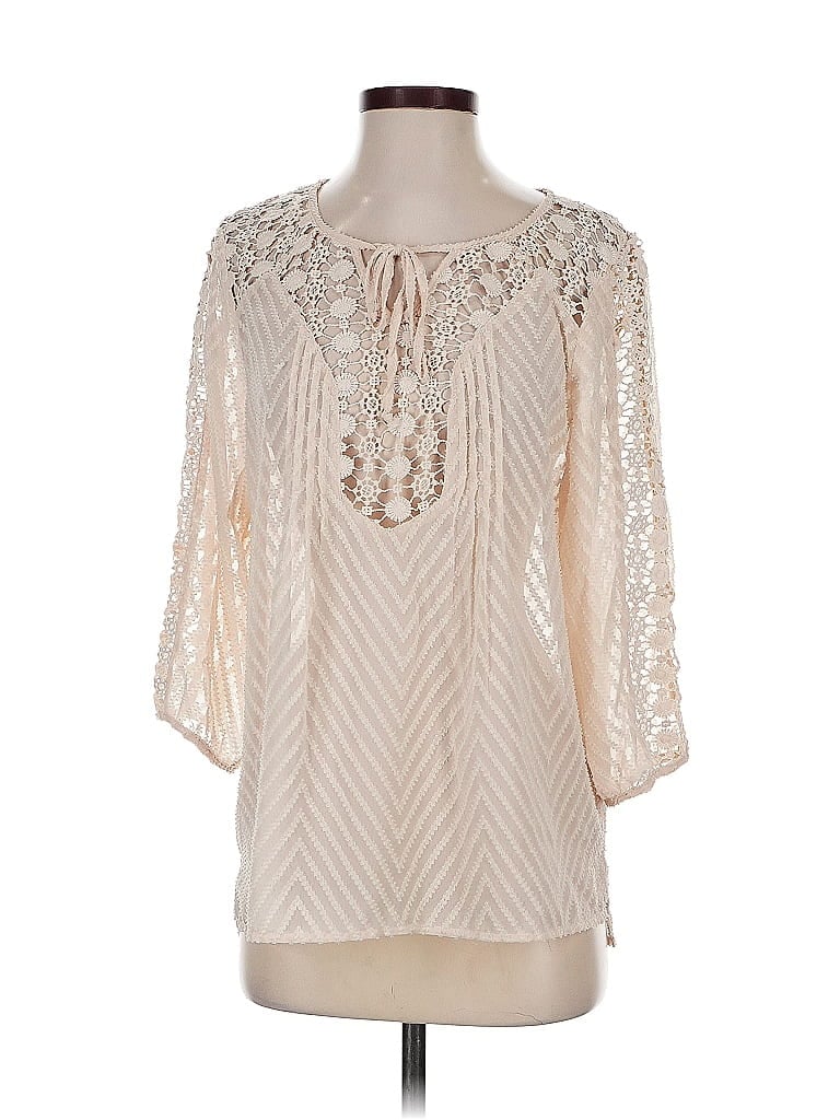 Click to view more detailed imagery on our partner's website Pre-owned Bila 3/4 Sleeve Blouse In White