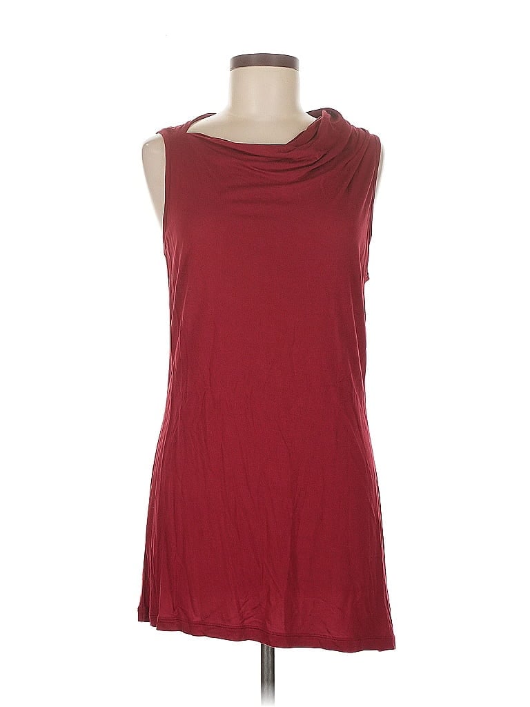 Click to view more detailed imagery on our partner's website Pre-owned Cabi Sleeveless T-shirt In Burgundy