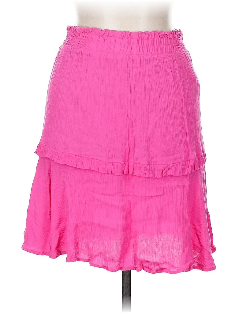 Click to view more detailed imagery on our partner's website Pre-owned Ichi Casual Skirt In Pink