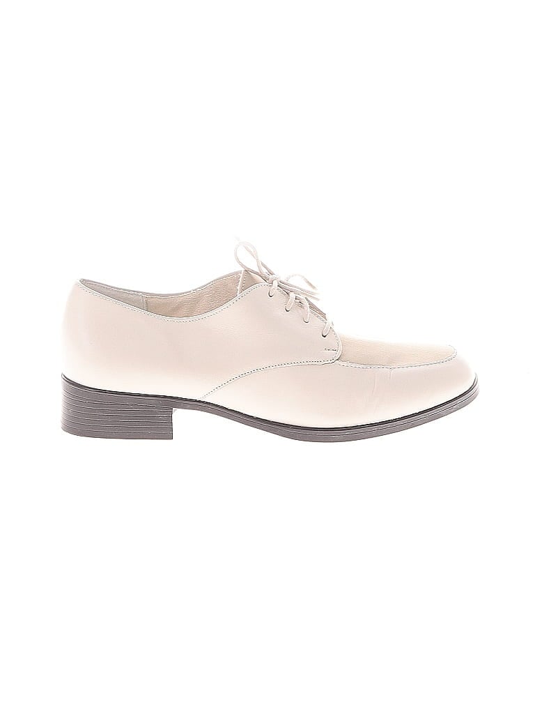 MUNRO AMERICAN Pre-owned Flats In White